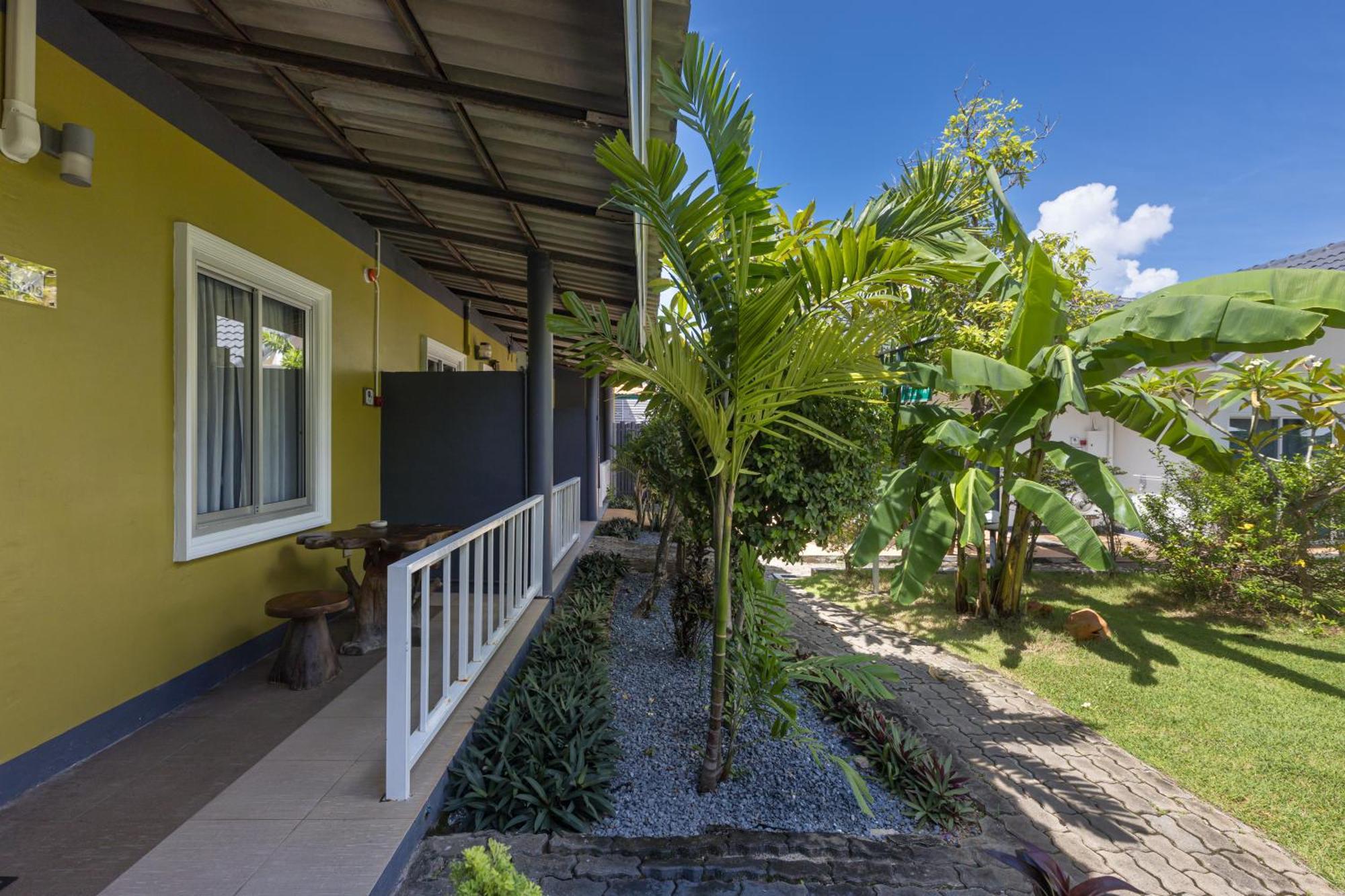 Blue Palm Kata Resort Extérieur photo