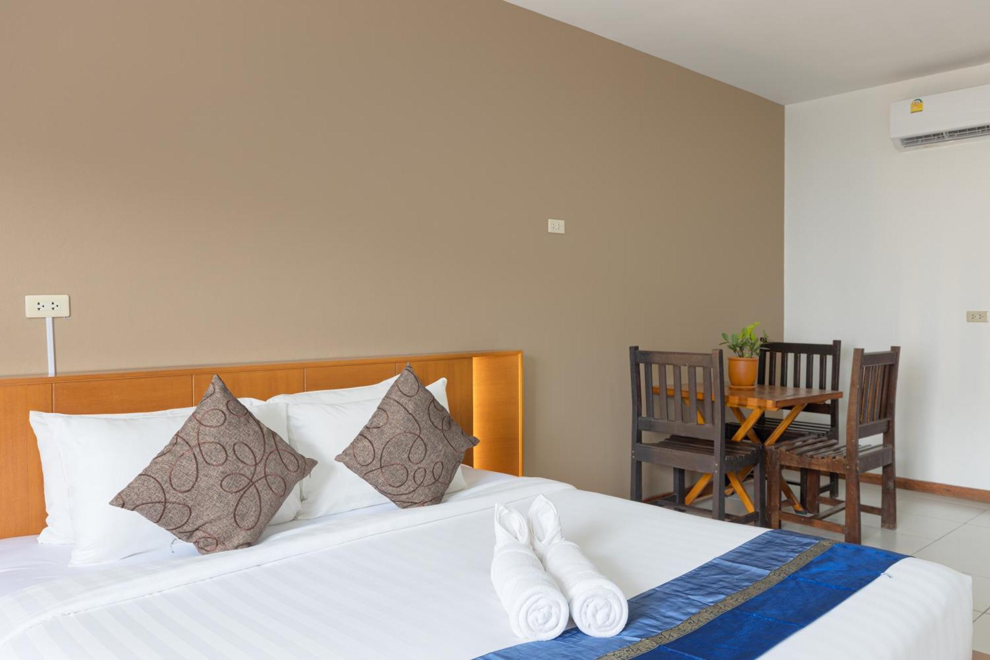 Blue Palm Kata Resort Extérieur photo