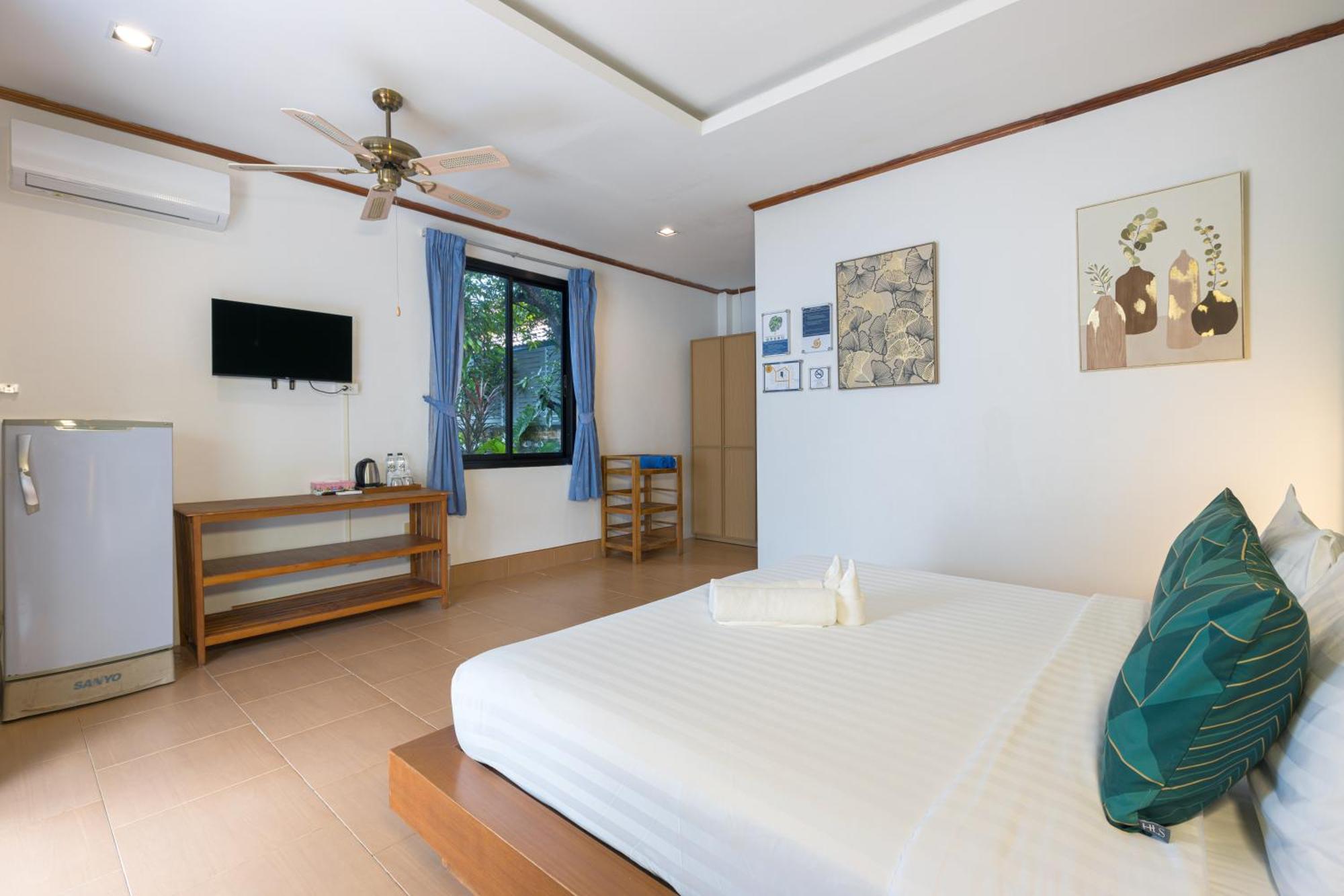 Blue Palm Kata Resort Extérieur photo